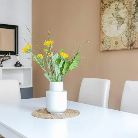 Apartman Exquisite&historic Flat With Rooftop *