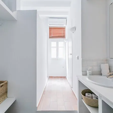 Exquisite&historic Flat With Rooftop *