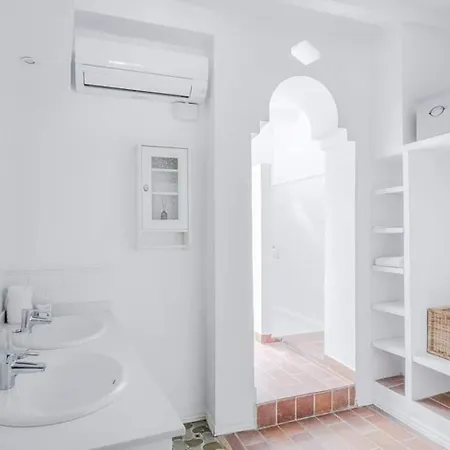 Exquisite&historic Flat With Rooftop *