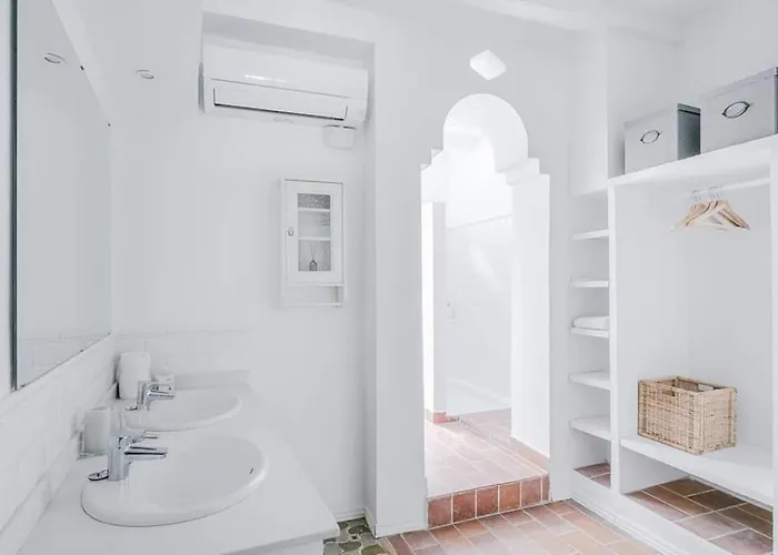 Exquisite&historic Flat With Rooftop *