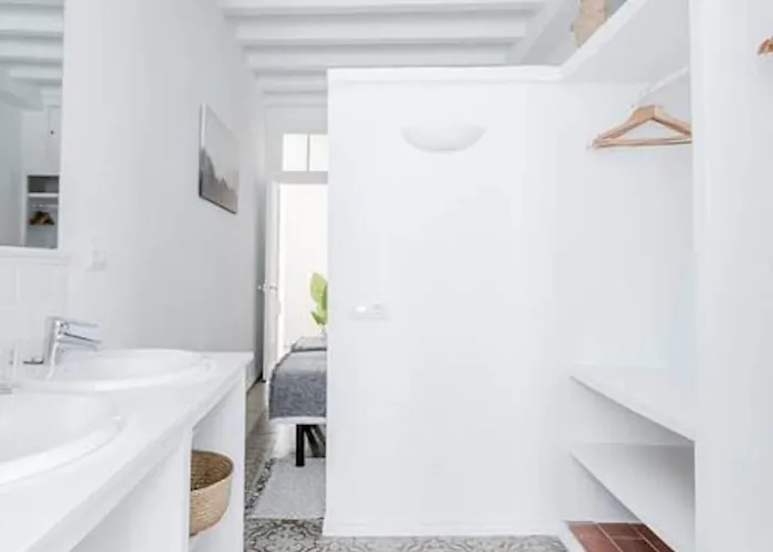 Exquisite&historic Flat With Rooftop * Barcelona